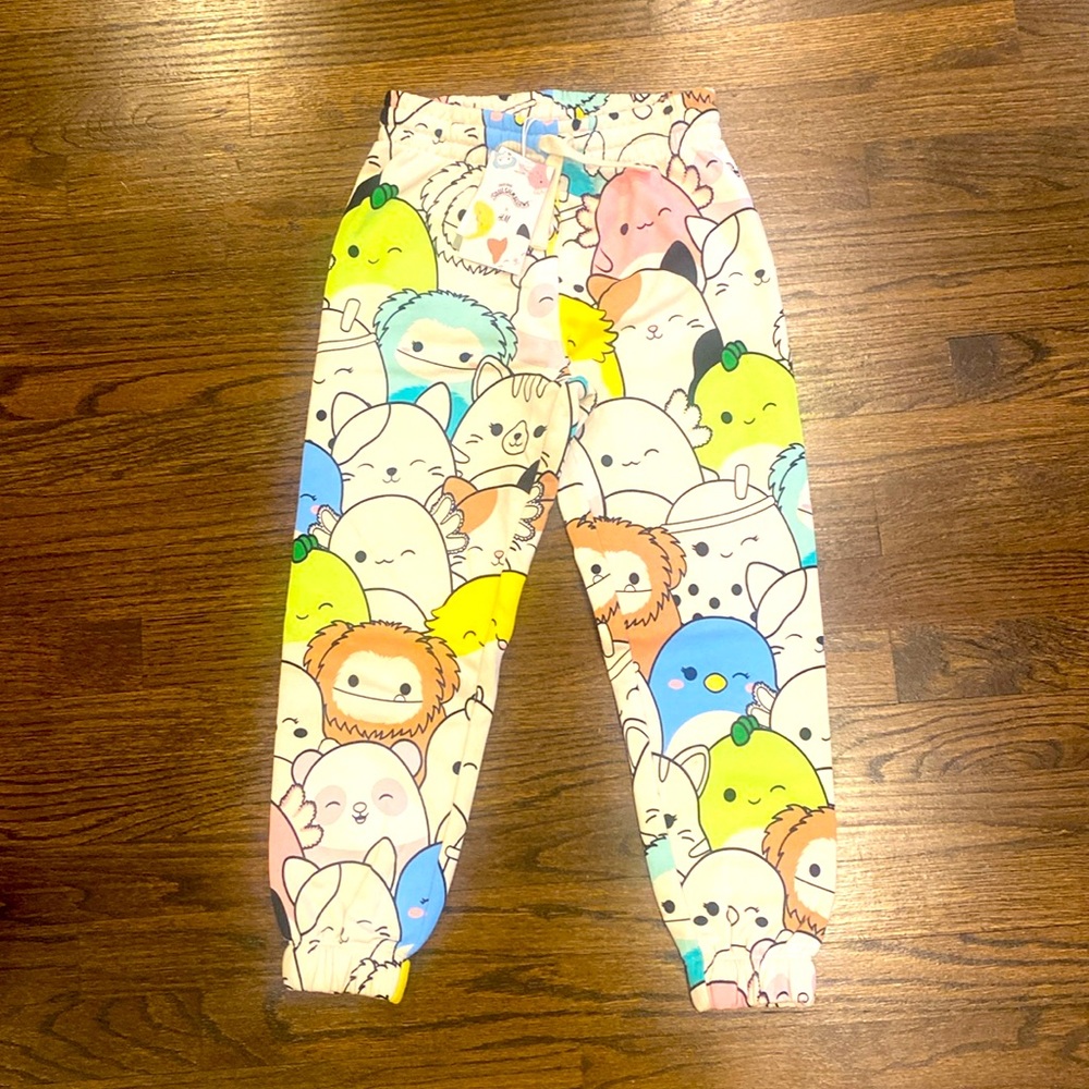 H&M Squishmallows collaboration sweatpants. NWT size 6x/7.